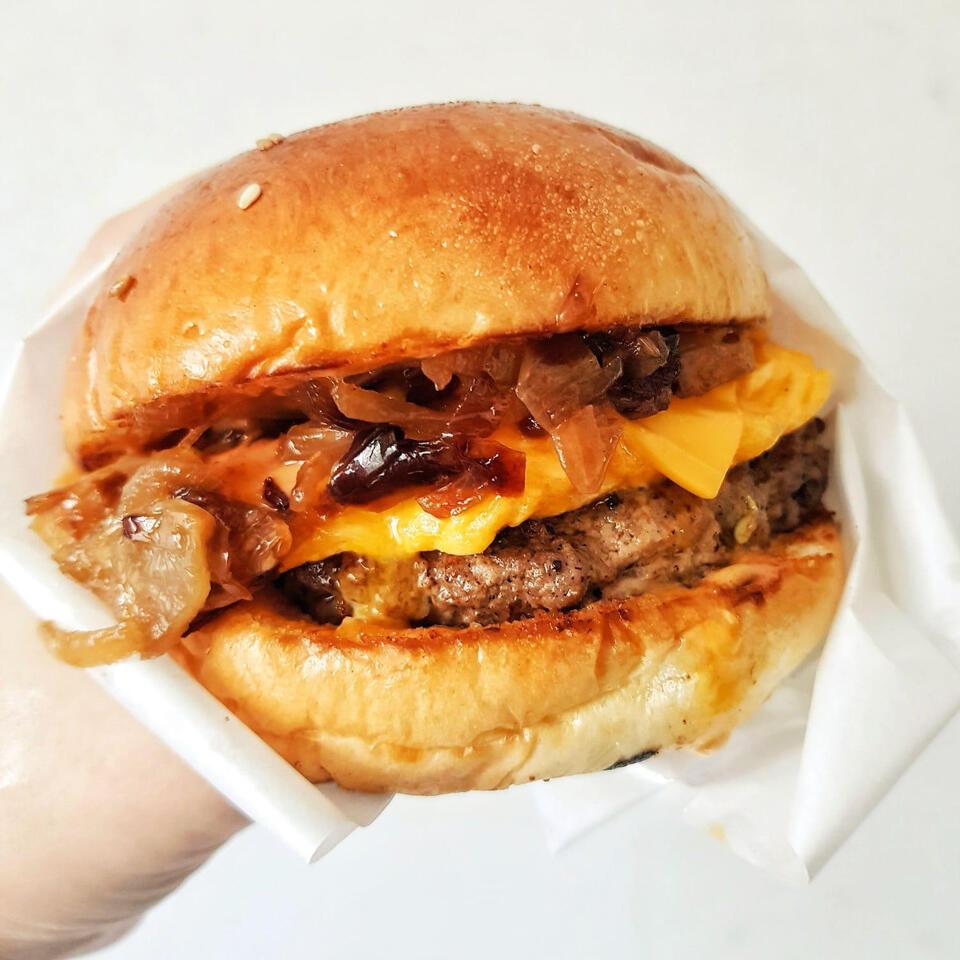 The Flat Iron • TFI Burger